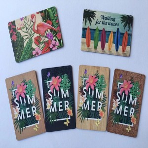 Carta della stanza di legno