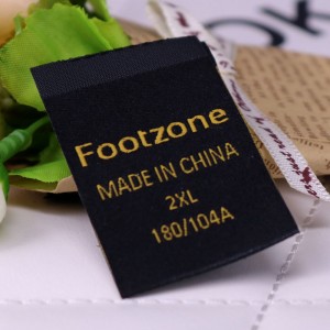 Supporta le etichette tessute di abbigliamento personalizzate