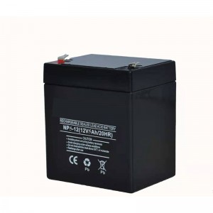 Batteria per auto 12V66A.