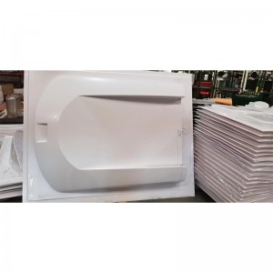 Guscio di plastica per auto senza conducente.