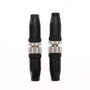 Connettore impermeabile a 8 perni