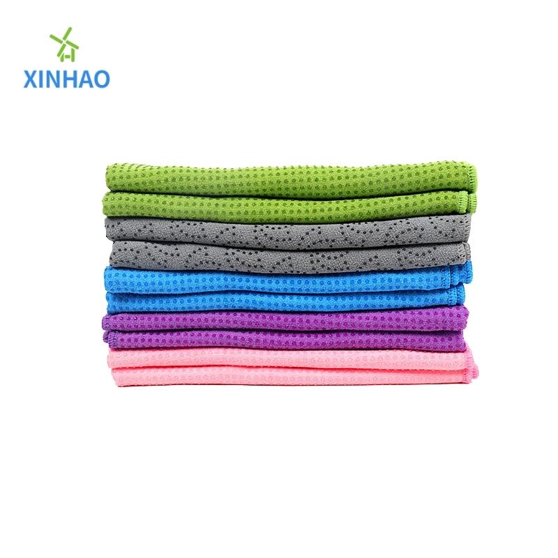 Una varietà di colori in microfibra in microfibra che assorbono l'asciugamano yoga a colori all'ingrosso, silicone in PVC Punto anti-slip, adatto alla pelle, adatto per fitness, yoga, pilates, yoga ad alta temperatura