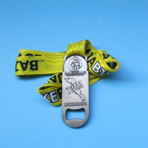 Medaglia di metallo a sospensione a medaglione personalizzato con apri bottiglia