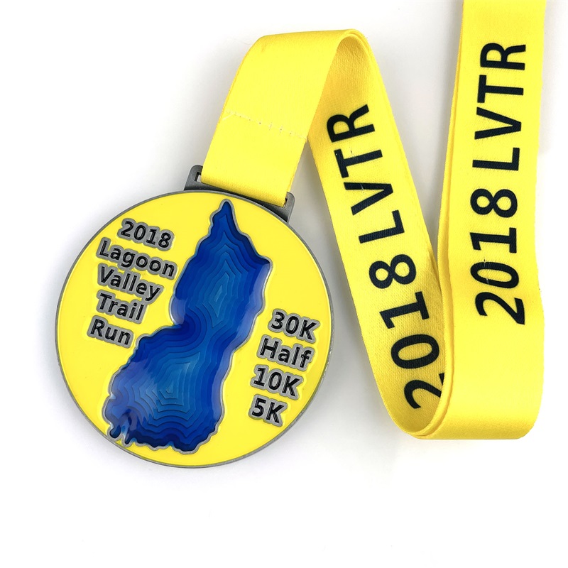 Medaglia di ficamento in lega di zinco stampato UV mezza maratona personalizzata