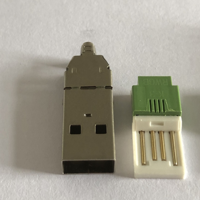 Adattatore per PC da 3 in 1 di tipo USB anickel.