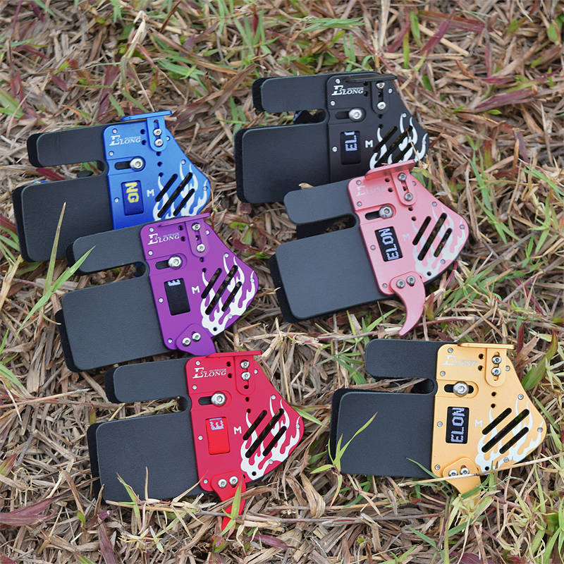 Scheda di dito per l\'attrezzatura a prua ricurve