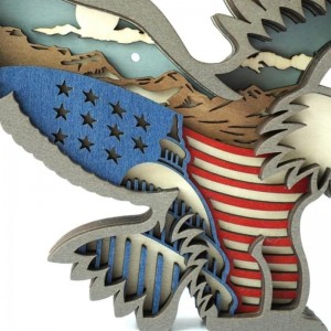 Decorazione di artigianato in legno 3D aquila