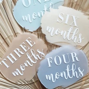 ACRILICA LASER CUT INCISTA ALL\'ORAVANTE BAMBINI COMMERCHI