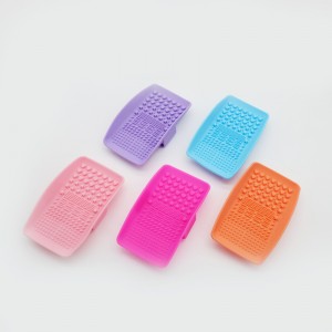 Tappetino per la pulizia del pennello per trucco in silicone, detergente per pennello per il trucco, cuscinetto per spazzole per trucco portatile, strumento di lavaggio della spazzola cosmetica