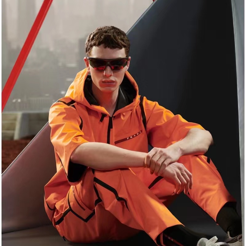 Prada/technology Fibre Clothing/fluoScent Color Warning/readymade Clothing