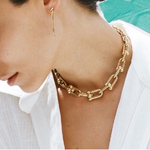 Collana a catena spessa femmina Europa e Stati Uniti Ins Luce dinicchia dinicchia Fibbia a cavallo