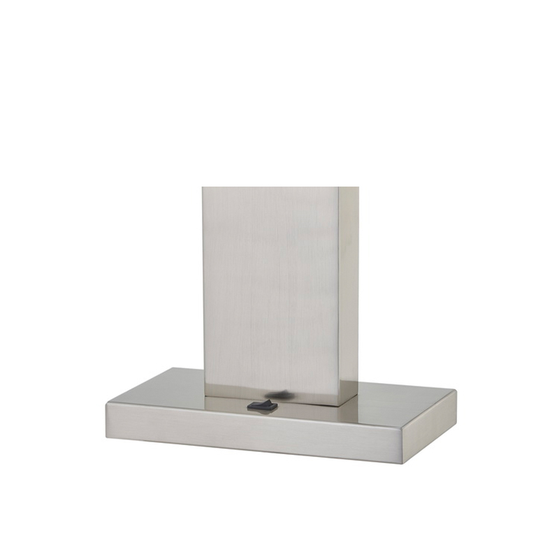 Lampada da tavolo della suite di ospitalità in camera