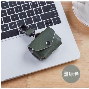 Il design leggero di Apple AirPods Pro2 si adatta perfettamente ed è squisito e pratico. La custodia auricolare super forte è realizzata con materiali di alta qualità, che possono resistere efficacemente a polvere, graffi e impatti ac...