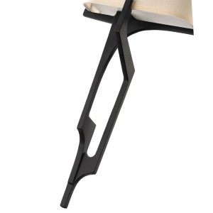 Hyatt Hotel ha fatto la parete in metallo a mano con finitura in bronzo scuro e mezzo ombra di tessuto rettangolare all\'hotel corridoio tipico