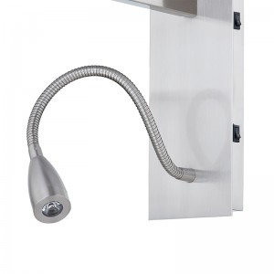 Hospitality Hotel Hand Wall Lamp con finituranichel spazzolata e tonalità in tessuto rettangolare in camera tipica dell\'hotel