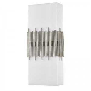 Ospitalità Hotel Wall Sconce con antica finitura siliver e ombra acrilica rettangolare in camera tipica dell\'hotel