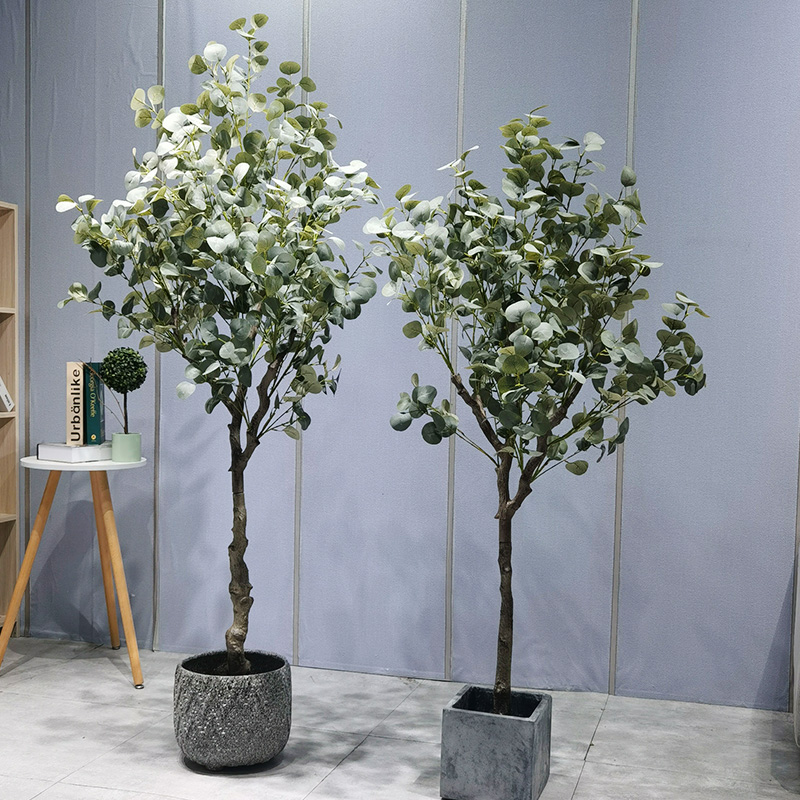 Rilascio del prodotto: squisito albero di eucalipto artificiale - una scelta superba per il verde interno