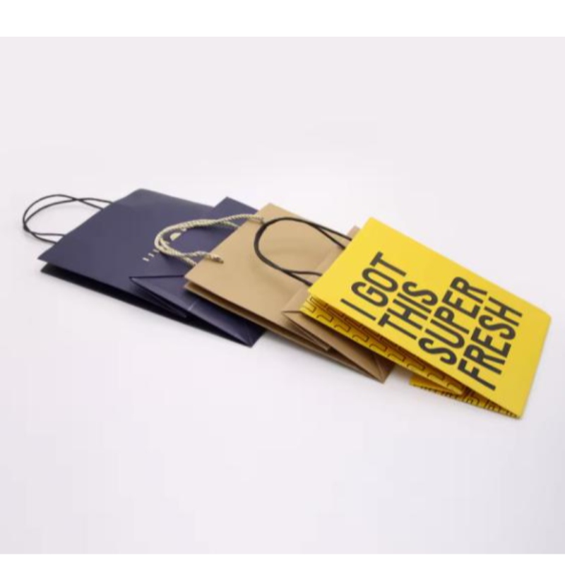 Borsa da imballaggio per carta Kraft Stampato personalizzato Craft Crafts Shopping Biodegradable Paper Borse con manico