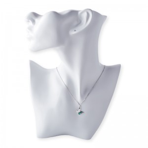 Collana pendente in pietra con palo farfalla 45 5 cm