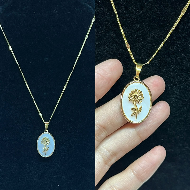 Oro-Collana a pendente floreale placcata con madre-Di-Intarsio perle per eleganza senza tempo e lusso quotidiano