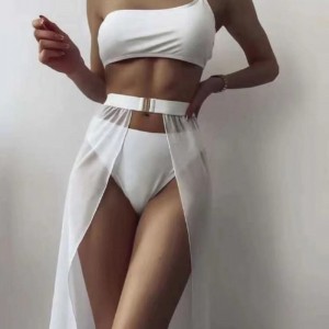 2025 Fashion Nuovo stile in stile in stile europeo e americano-Bikini senza schienale sexy tre-Set di pezzi, costume da bagno senza schienale, disponibile in stock V041 Prezzo:$79,99